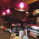 【京都スナックめぐり】ディープエリア西陣の妖艶な隠れ家店！昭和世代号泣必至のレコードぞろい☆「ヘルメス」
