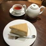 ”秋の味覚”一個でも心まで満たせるケーキ★ボリューミーなワンカット★HERBS（ハーブス）【大丸京都店】