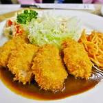 昭和に身をゆだねたくなる梅小路のレトロ洋食屋「とんかつ一番」