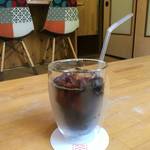京都のまったりカフェ｜革製品×コーヒー★緑豊かな眺望「カワコーヒー」【御所周辺】