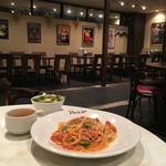 "平日限定" のサービスランチ★「パリ21区」【河原町カフェ】