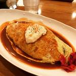 【京都ランチ】平日でも行列の人気店！絶品名物オムライスは破格600円☆洋食店「くるみ」【寺町京極】