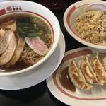 ※閉店　中華そば・焼飯・餃子の腹パンセット790円がお得な「幸楽苑」京都では２店舗のみの出店！