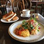 野菜たっぷり彩りモーニング★食堂とカフェ ピナータ【北野 西陣カフェ 】