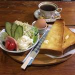 美味しさボリュームモンスター級＊イエローモンスターカフェ【宇治カフェ】