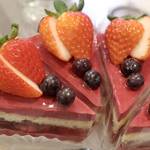 【仁和寺近く】月4日だけのお楽しみ♪「cake salon fuyuko style（フユコ スタイル）」の艶やかスイーツ【次回 2/8,9】