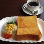 【京都老舗喫茶】花街・祇園でホッと朝ごはん＊「喫茶 農園 NOEN（ノウエン）」