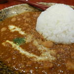 桂の人気隠れ家レストラン「kitchen 1484（キッチン イシバシ）」"辛くないキーマカレー"のランチコースがスタート【予約制】