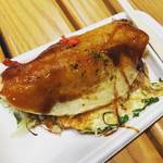 【京都市場ぶらり】活気づく師走の錦市場で食べ歩き！屋台感覚で洋食焼☆お惣菜専門店「錦平野」