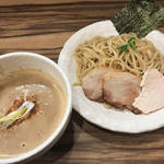 ※閉店 下鴨の人気店が久御山に２号店をオープン！濃厚スープと自家製麺がうまい「らーめん双龍製麺」