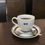 京都白川沿いでくつろぎのコーヒータイムを『やまもと喫茶』【知恩院前】