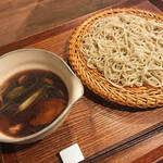 京都・御所南に佇む蕎麦の名店「手打ちそば 花もも」ミシュラン掲載店