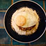 三代目は渋めに男前珈琲店☆絶品のキーマカレーに大注目！☆「BLOOM COFFEE」(ブルームコーヒー)【東本願寺】