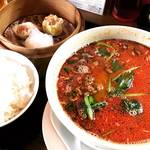 【京都ランチ】コスパいい数量限定点心付担々麺ランチ必食！お手軽な街の中華料理店「美龍（メイロン）」