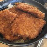 サクッと甘醤油味付けの新潟カツ丼が京都に上陸！「タレカツ京都本店」＠綾小路柳馬場の巻っす