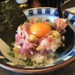 ※閉店　名物の漁師めしが伏見深草・龍大エリアに！「メン ト メシ ザコヤ 深草出張所」〆は鯛茶漬けに