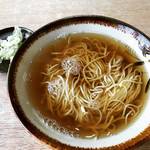 【京都ランチめぐり】名物『キーシマ』はシンプルイズベストな美味さ☆昭和レトロな蕎麦屋「やっこ」