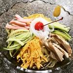 【京都ランチめぐり】昭和レトロな冷麺必食！祇園にもスグの昔ながらの大衆中華料理店☆「六波羅飯店」