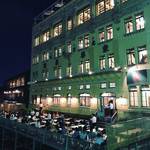 【京都夏の風物詩】四条大橋の老舗中華料理店で鴨川納涼床ディナー！日本最古のエレベーター必見☆「東華菜館」