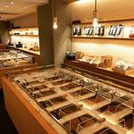 【京都発酵めぐり】全国の醸造味噌32種類を扱う味噌専門店「蔵代味噌」