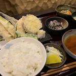 京都 烏丸御池近くで美味しい和食ランチが800円から「紫洸 （シコウ）」