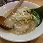 銀閣寺近くで美味しい鶏白湯ラーメン「麺や 向日葵」塩ラーメンも評判！