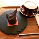 【京都スイーツめぐり】世界が認めたショコラティエの絶品チョコレート！イートインで本格ケーキも◎「ショコラトリー ヒサシ」