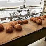 【京都パンめぐり】三条会商店街の人気ベーカリーの二条駅前店☆石臼挽き全粒粉パンが美味☆「パンスケープ（panscape）」