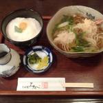 街中で気軽にいただける、こだわりの自家製麺そば！充実の丼メニューも必食！ そば処　みやこ【四条西洞院】