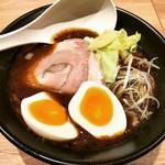 ※閉店しました。　【京都ラーメン】待望の味噌ラーメン専門店誕生！錦市場スグ「KYOTO MISO RAMEN KAZU（京都味噌ラーメンカズ）」