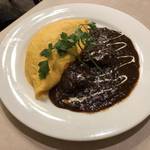 圧倒的贅沢感と高揚感！洋食店の傑作オムカレー「街の洋食屋 AKIRA」 【長岡天神】