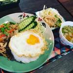 【京都ランチめぐり】穴場☆昨年10月にオープンした京町家タイ料理店！野菜たっぷりでお値ごろ◎「カオニャオヒルズ」
