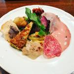 【京都ランチめぐり】二条駅前の好立地イタリアン！バラエティ豊かな前菜付パスタは高コスパ◎「タヴェルナ・イルヴィアーレ」