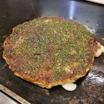 昭和の味が楽しめる！烏丸御池近くの「鉄板焼き 甘味処 よこやま」