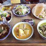 タイ政府認定！圧倒的に旨さのエスニックランチ 「キンカーオ」【七条大橋】