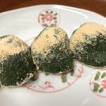 ふくよかに香る濃い緑の よもぎ餅が凄く美味しい☆京菓子司「笹屋春信」
