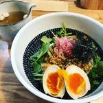 ※閉店　斬新な出汁茶漬けスタイルのカレー☆出汁とスパイスの二重奏「和とcurryしらべ」