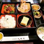 【京都ランチめぐり】四条烏丸の老舗京料理の大人気破格800円日替わり！祇園祭山鉾の車輪も☆「ごはん処矢尾定」