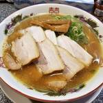 京阪墨染駅近くでほどよい塩梅のこってりラーメン「拉麺へんてこ」