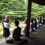 京都で朝活！朝の禅寺 特別拝観～坐禅体験と朝ごはん～【京の夏の旅】