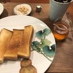 美味しい珈琲とパンでステキな至福のモーニング☆カフェ オールドクロック【右京区】
