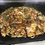 京都オススメのソース味がたまらんＢ級粉もんグルメ！祇園名店から行列店まで【厳選６店】