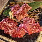 【京都焼肉】大箱で使い勝手のいい和牛焼肉店「銘特屋 匠」