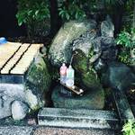 【京都神社めぐり】下鴨神社の境外摂社でラーメン激戦区立地！京の名水『波爾井』も有名☆「賀茂波爾神社(赤の宮神社)」