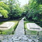 【京都お寺めぐり】白砂壇は早くも紅葉の装い！台風一過から静寂を求めて☆「鹿ケ谷法然院」
