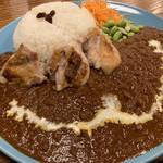 ステーキ丼の"佰食屋" 次の一手はこだわりのカレー専門店「佰食屋1/2」