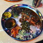 【京都ランチめぐり】味の重層インドカレーはスパイスの宝石箱や～！まったり和むサイケ感☆「ムジャラ」