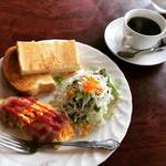 【京都モーニングめぐり】地元民御用達の破格580円朝食！コーヒーは安定のワールドコーヒー☆「コロラド」