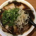 ラーメン激戦区 一乗寺「麺屋 龍玄」で最高の中華そば♫