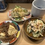 【京都立ち呑み】西陣で評判、女性店主のセンスが光るアテが揃います「あてや」